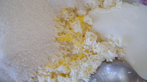 ШАГ 2. сырники в пароварке