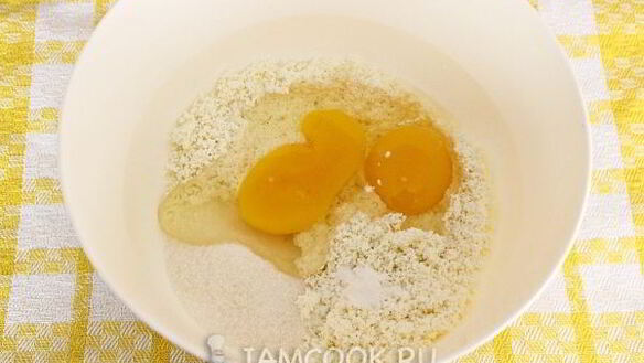 ШАГ 4. сырники в силиконовой форме в духовке