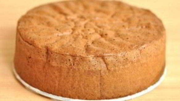 ШАГ 3. бисквитное тесто со сгущенкой