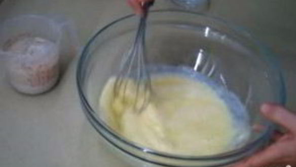 ШАГ 2. быстрое дрожжевое тесто на кефире