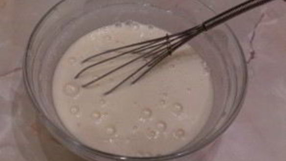 ШАГ 2. дрожжевое тесто на кефире для булочек