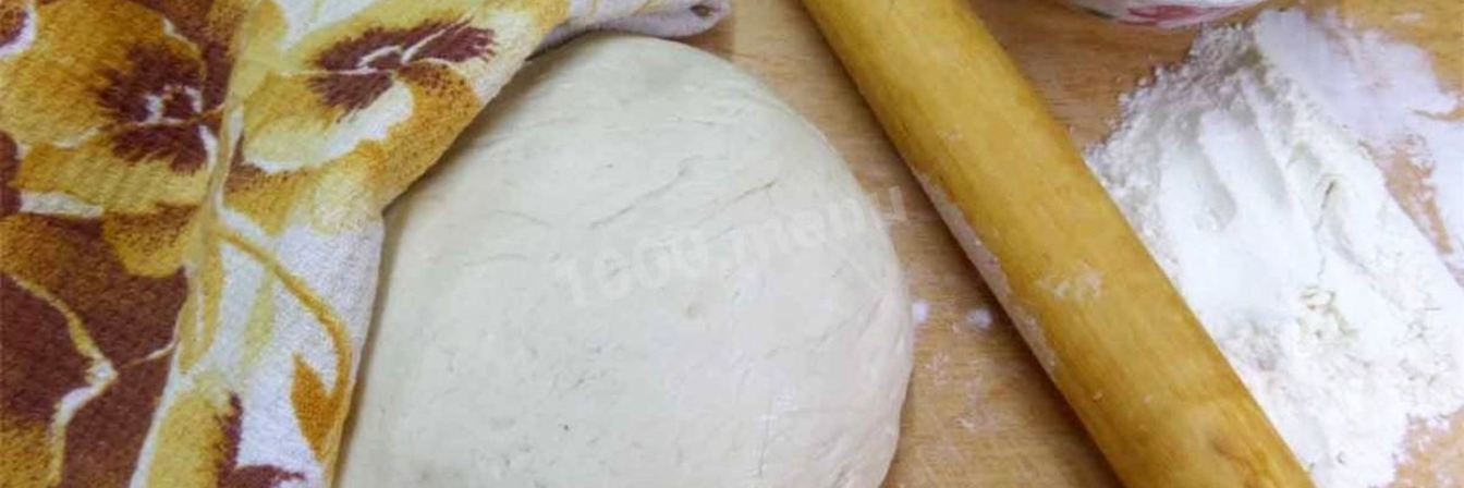 Сдобное тесто на булочки на дрожжах