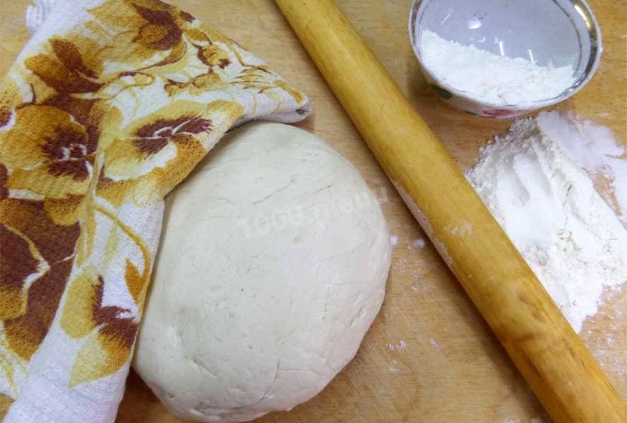 Сдобное тесто на булочки на дрожжах