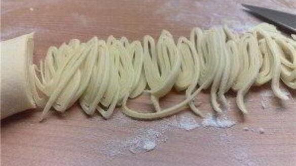 ШАГ 4. тесто для домашней лапши