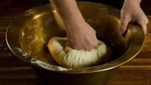 ШАГ 3. тесто из катыка