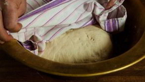 ШАГ 4. тесто из катыка