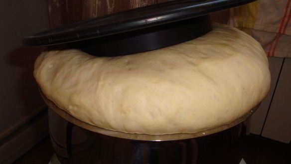 ШАГ 3. универсальное дрожжевое тесто на все случаи жизни