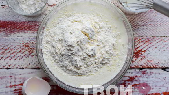 ШАГ 4. бисквит на кефире