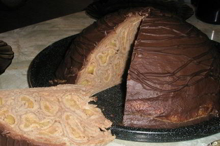 Блинный торт с шоколадным кремом