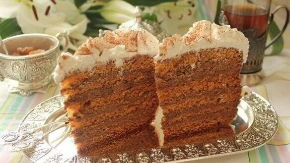 ШАГ 5. медовик в мультиварке шоколадный бисквит