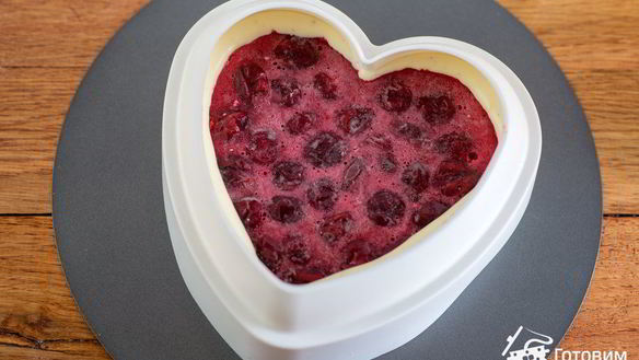 ШАГ 14. муссовый торт сердце с вишней, лимоном и ванилью