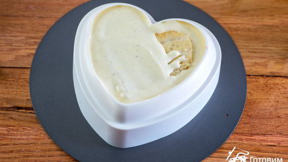 ШАГ 17. муссовый торт сердце с вишней, лимоном и ванилью