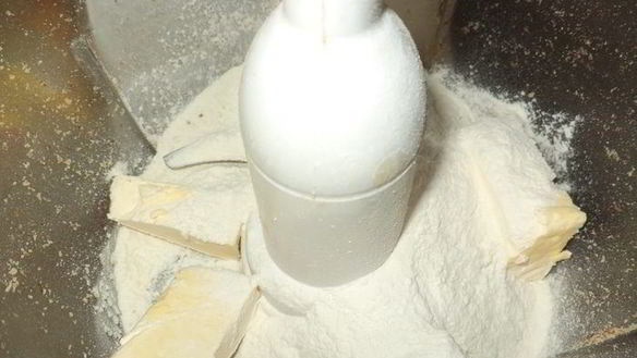 ШАГ 2. наполеон с пивом и кремом