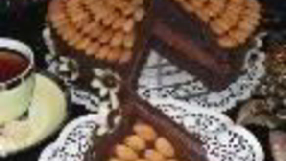 ШАГ 8. шоколадно-миндальный торт