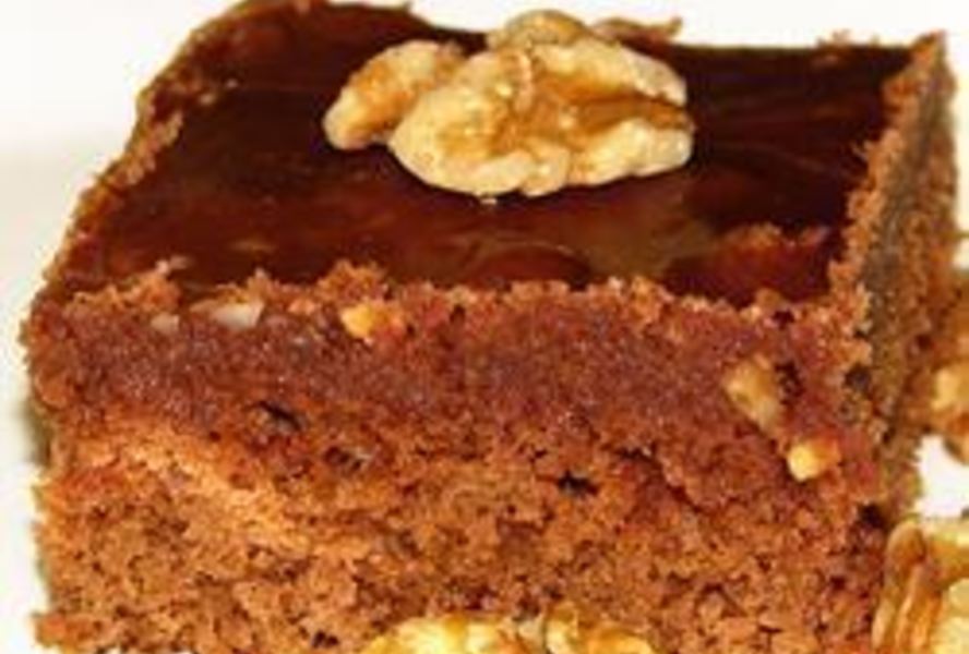 Шоколадный бисквит на противне