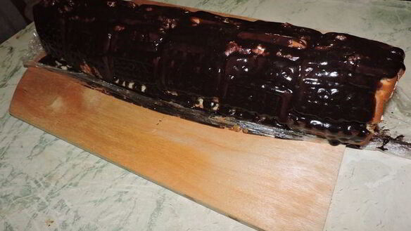 ШАГ 8. торт без выпечки домик