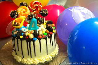 Торт сникерс именинный