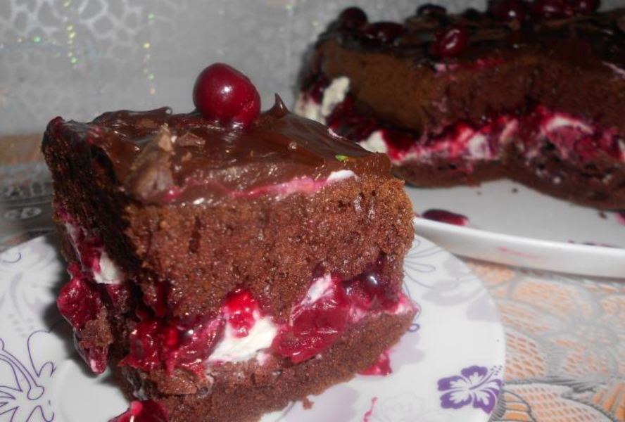 Торт Вишнево-шоколадное сердце