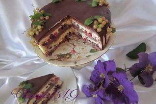 Торт Ягодная мелодия