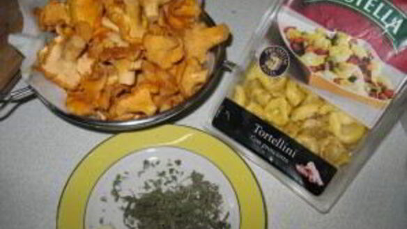 ШАГ 2. тортеллини с грибами