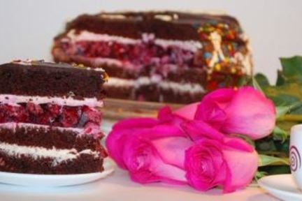 Вишнево-шоколадный торт