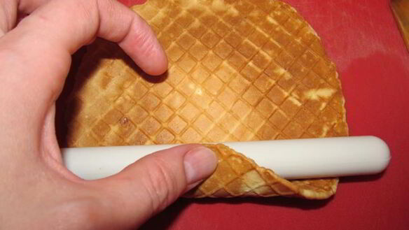 ШАГ 4. вафельные трубочки
