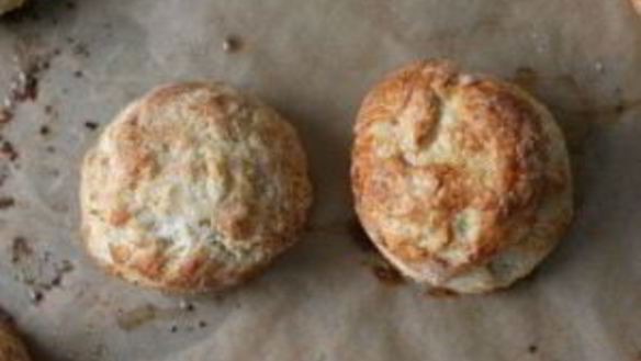 ШАГ 3. выпечка из прокисшего молока