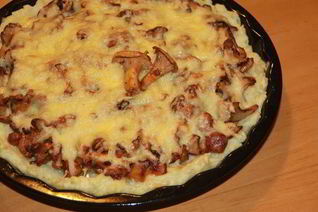 Картофельная запеканка с лисичками