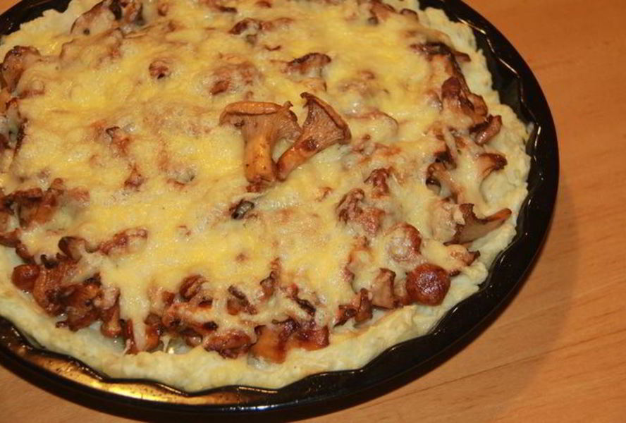 Картофельная запеканка с лисичками