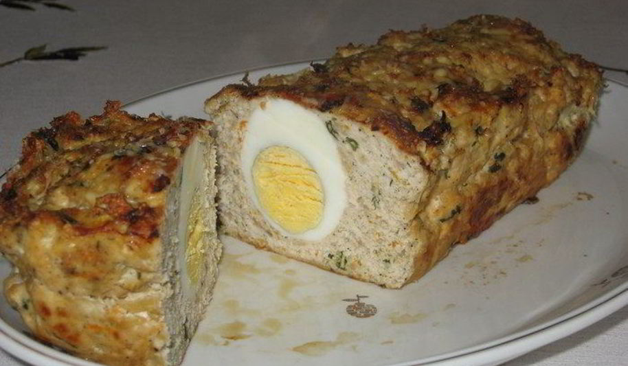 Рецепт мясная запеканка с куриным яйцом