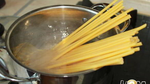 ШАГ 2. мясная запеканка с макаронами соты