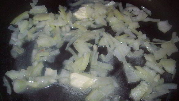 ШАГ 3. немецкая овощная запеканка с сардельками