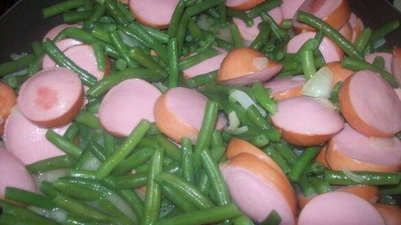 ШАГ 6. немецкая овощная запеканка с сардельками