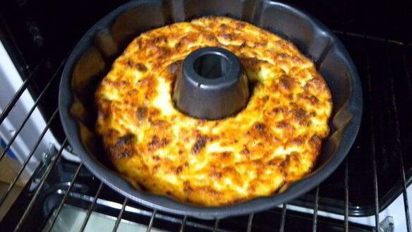 ШАГ 4. несладкая творожная запеканка с курагой