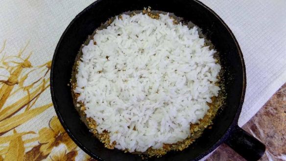 ШАГ 7. рисовая запеканка с яблоками и изюмом