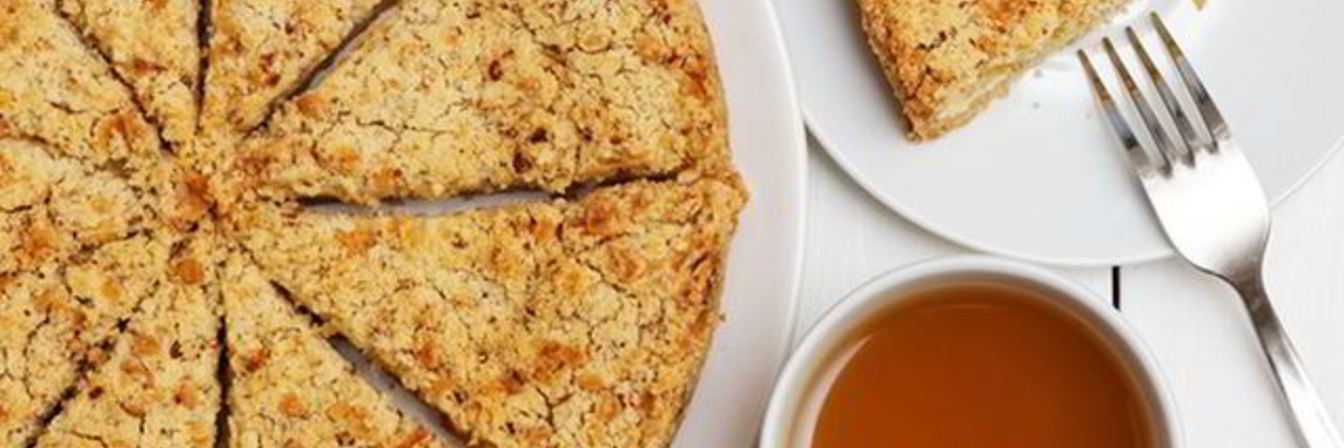 Сладкая запеканка с рисом и яблоками