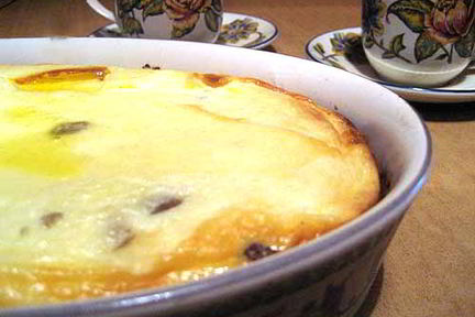 Творожная запеканка с изюмом