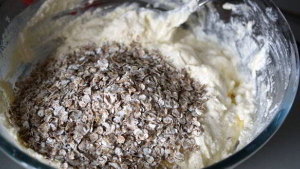 ШАГ 2. творожная запеканка с овсяными хлопьями