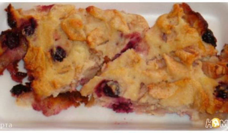 Рецепт творожная запеканка с яблоками и вишнями