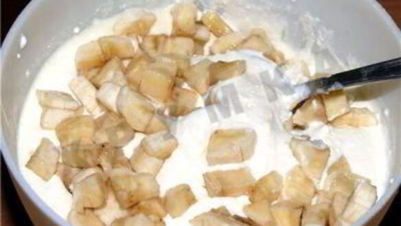 ШАГ 3. творожно-банановая запеканка