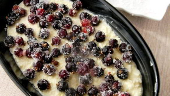 ШАГ 14. творожно-кокосовая запеканка с ягодами