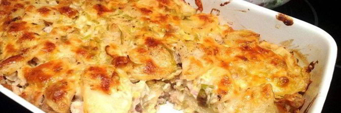 Запеканка из говядины с пореем и хреном