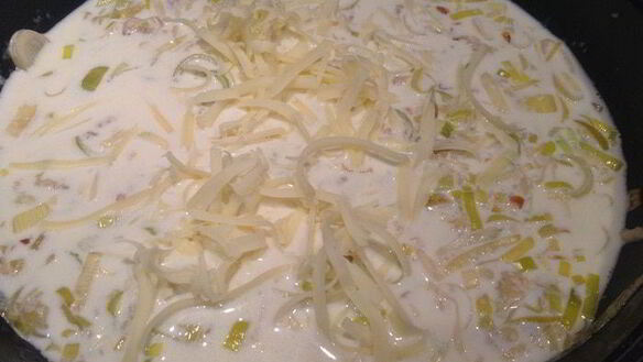 ШАГ 4. запеканка из говядины с пореем и хреном