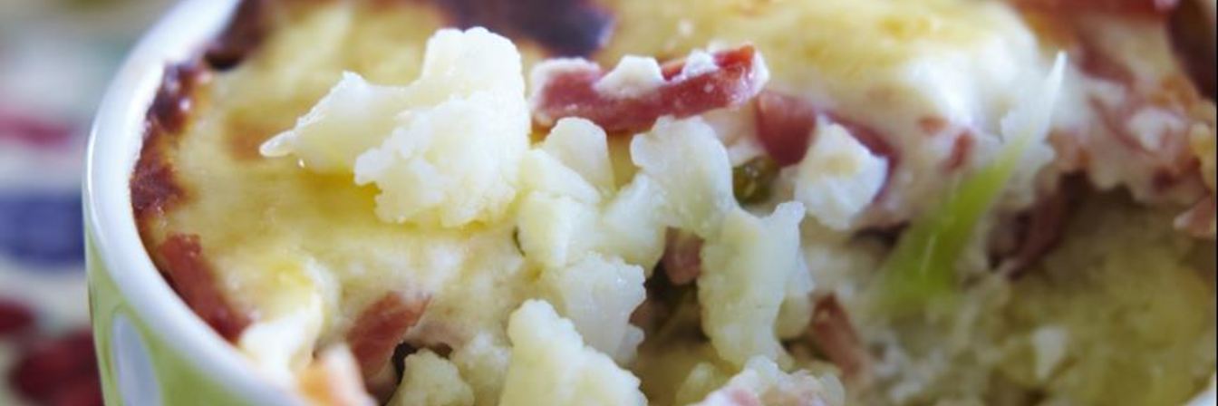 Запеканка из цветной капусты с сырным соусом