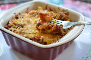 Запеканка с говядиной и сыром чеддер