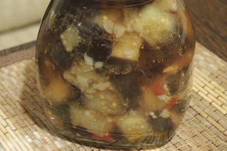 Баклажаны с чесноком