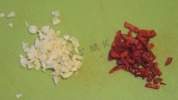 ШАГ 4. баклажаны с чесноком