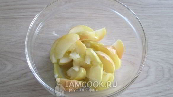 ШАГ 7. хрен с яблоками на зиму