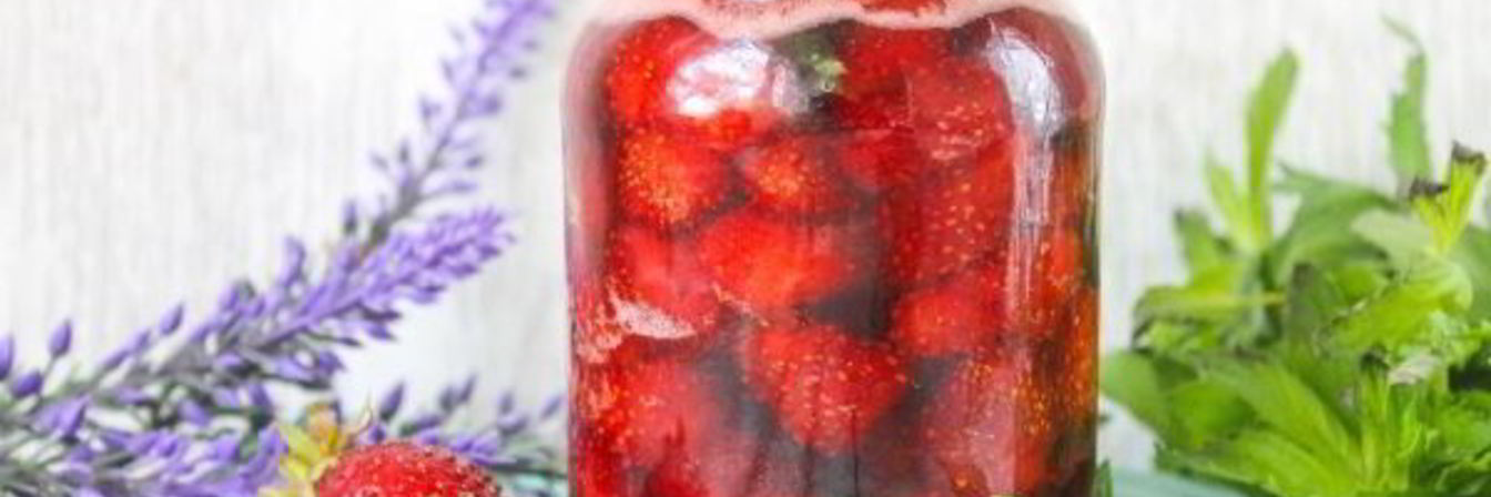 Клубника в собственном соку на зиму