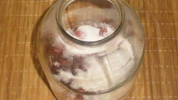 ШАГ 7. компот из черешни на зиму